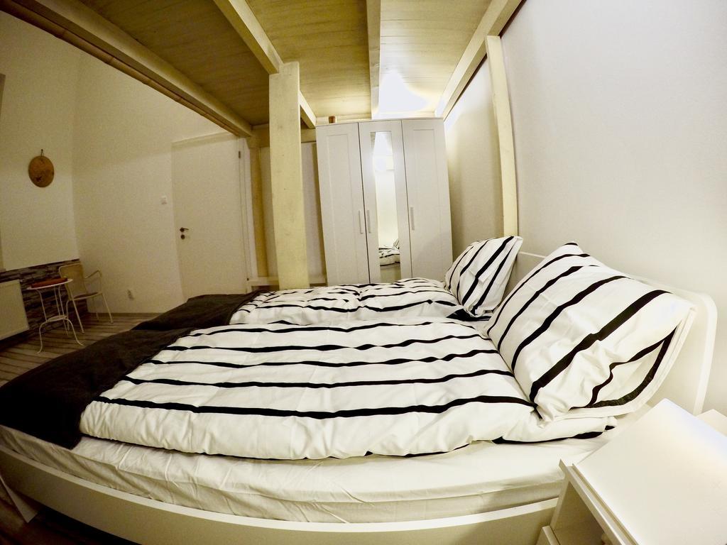 Homelike Luxury Flat On Gyulai Pal Budapest Ngoại thất bức ảnh